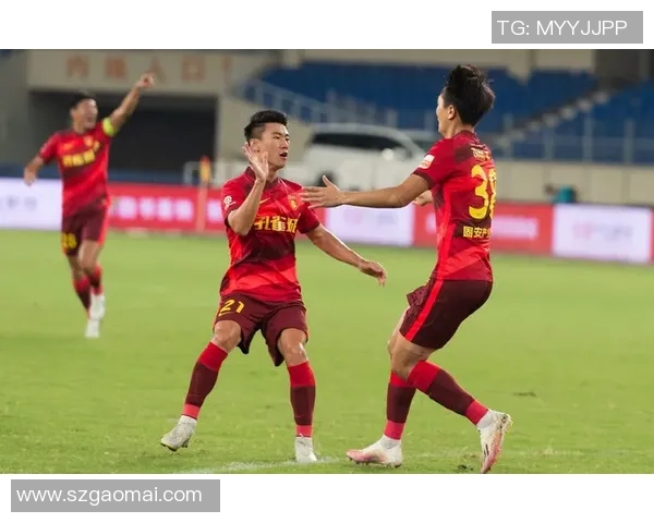 南京网球队以66分领跑冠军赛积分榜展现强劲实力